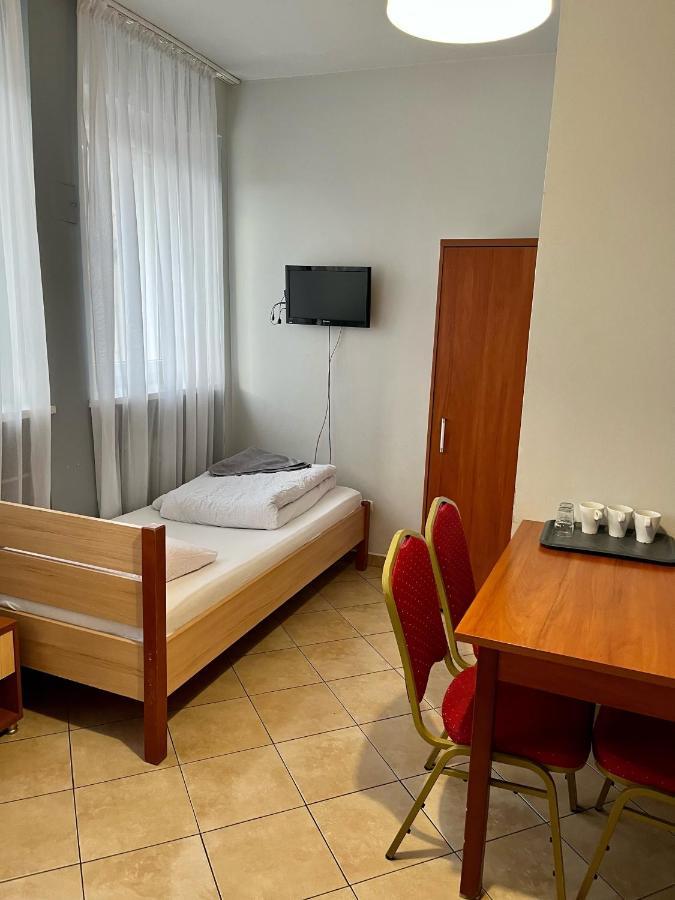 Hotel Elda Bydgoszcz Exteriör bild