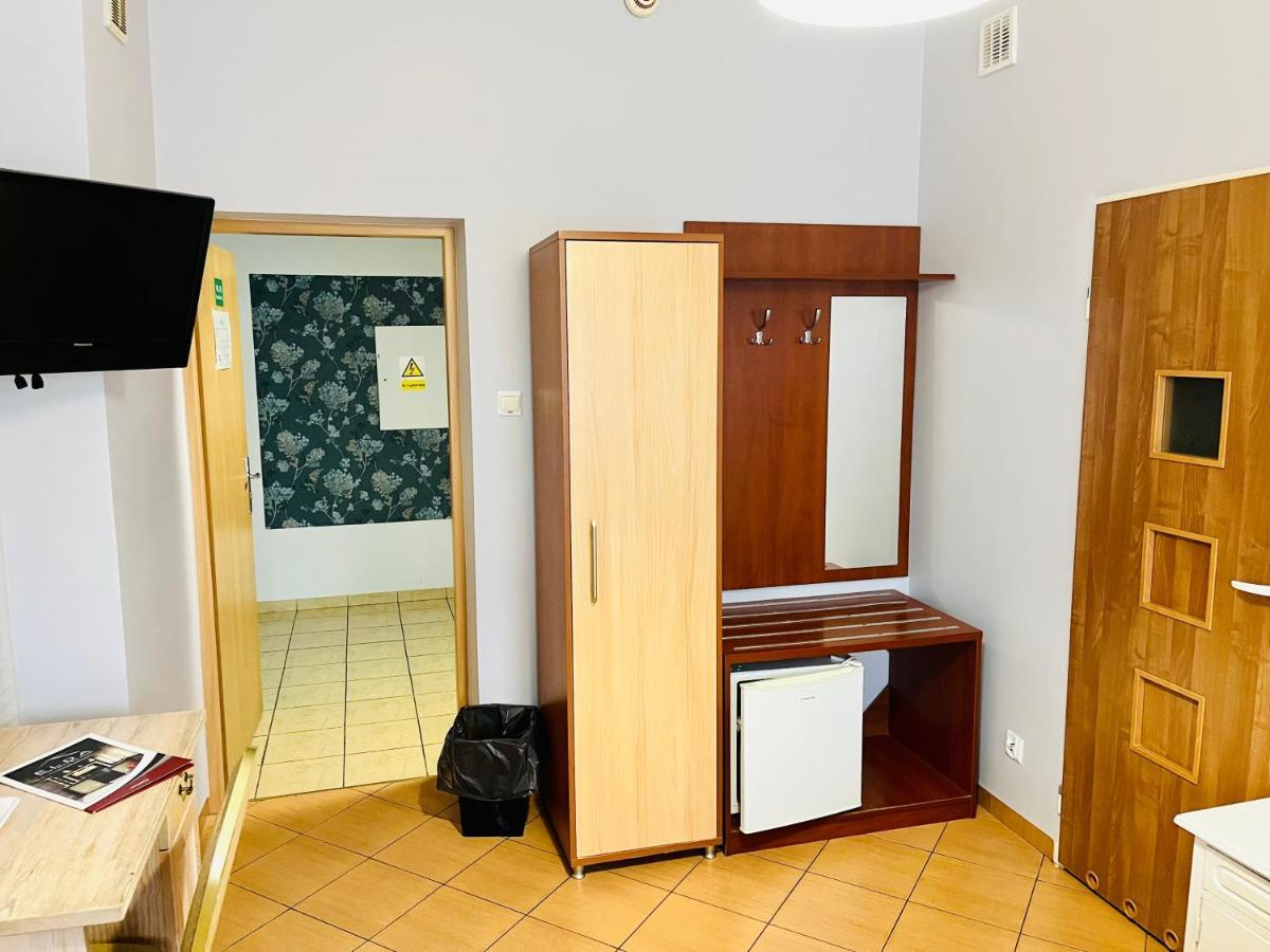 Hotel Elda Bydgoszcz Exteriör bild
