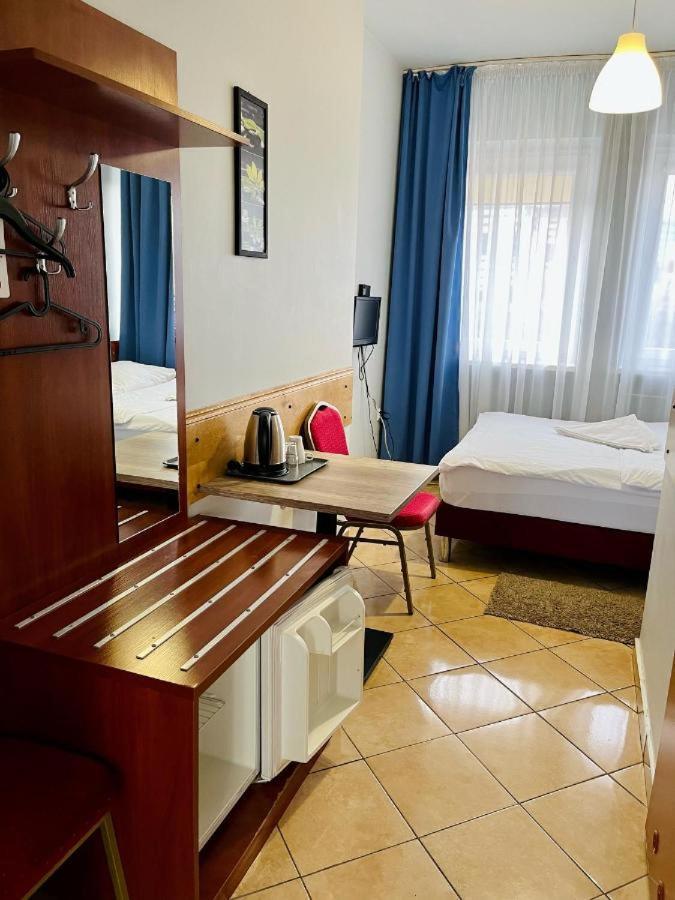 Hotel Elda Bydgoszcz Exteriör bild