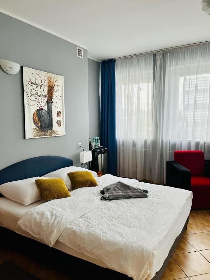 Hotel Elda Bydgoszcz Exteriör bild